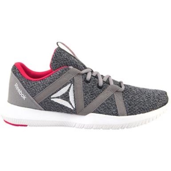 reebok women's reago essential training shoes